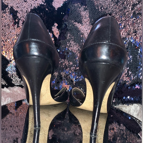 Guess leather heel with a bow - Picture 5 of 6